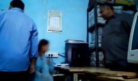 रूसी कुंवारी अश्लील सेक्सी फिल्म सेक्सी फिल्म वीडियो में जारी करने के लिए मिला
