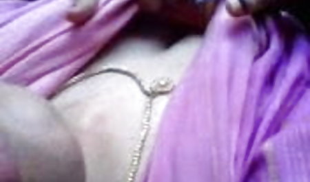 Busty गोरा सवारी एक मोटी मुर्गा सेक्सी दिखाइए पिक्चर पर