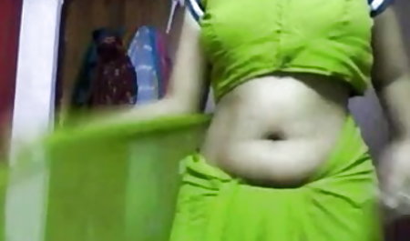 सुनहरे बालों वाली लाल कमबख्त हिंदी में सेक्सी फिल्म वीडियो टैटू के साथ