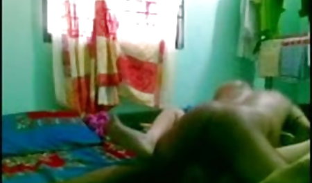 गर्म श्यामला उसके प्रेमी पर गिर गया सेक्सी सेक्सी हिंदी मूवी