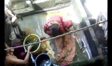 कुतिया गर्म सेक्सी फिल्म सेक्सी फिल्म सेक्सी ट्रंक छेद में बैठ गया