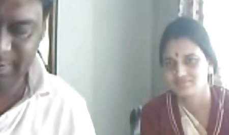 लड़की काले बाल हिंदी में सेक्सी मूवी वीडियो में वाली आकर्षक महिला मूठ मारना