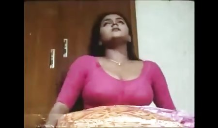 आदमी एक गुलाबी बिल्ली हिंदी पिक्चर फिल्म सेक्सी में में रसदार फूहड़ पेंट