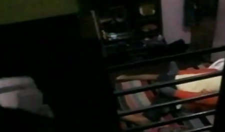 दो रूसी मुर्गियों पुरुषों के साथ यौन हिंदी सेक्सी मूवी 2 संबंध