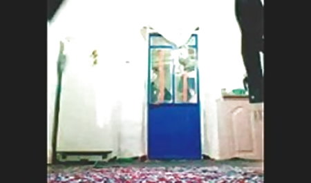 ओल्गा नामक एक शक्तिशाली रूसी महिला एक प्यारा लड़का उसे बिल्ली छड़ी बनाता फिल्म सेक्सी हिंदी है